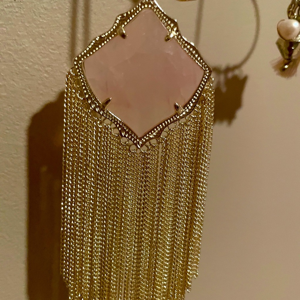 Kendra Scott long necklace